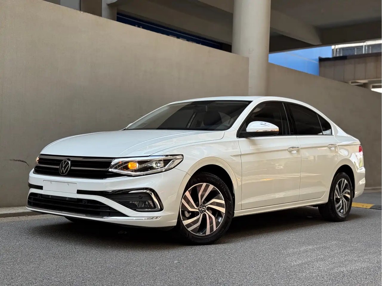 Volkswagen Bora 2023